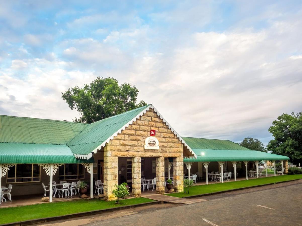 Fouriesburg Country Inn Экстерьер фото