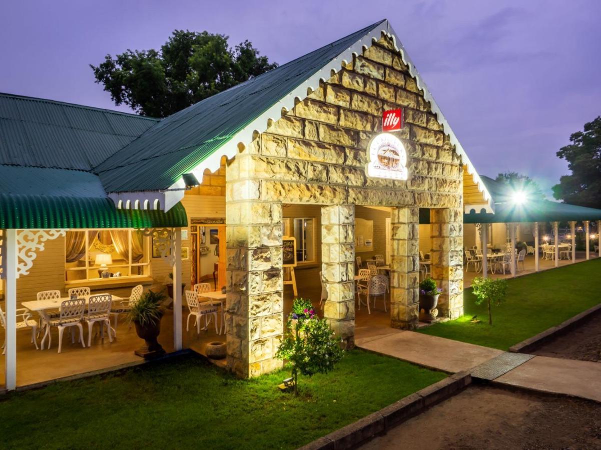 Fouriesburg Country Inn Экстерьер фото
