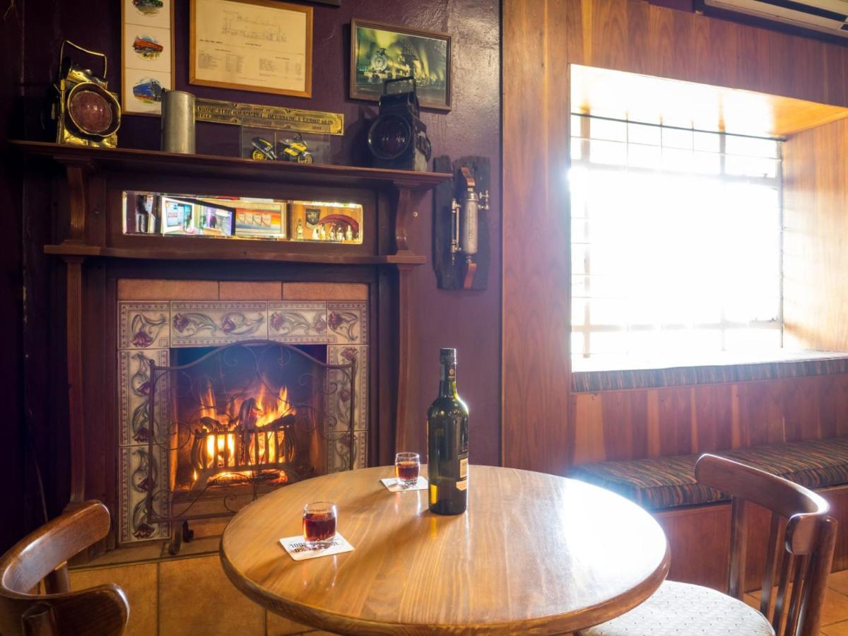 Fouriesburg Country Inn Экстерьер фото